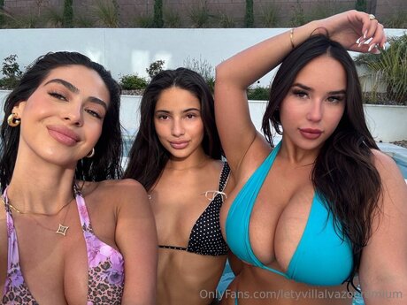 Letyvillalvazopremium 最高のモデル 写真