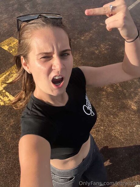 Kittyliz20 高品質のポルノスター 写真
