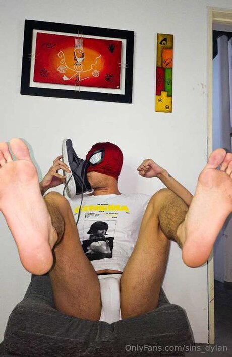 Sins Dylan アートスター 写真