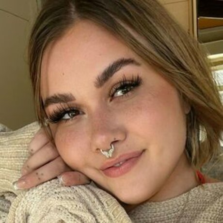 kyliejordanfree ヌードスター 写真