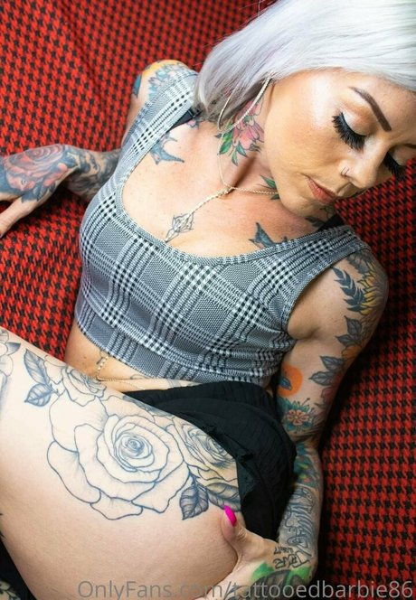 ボディビルダーヌードオンリーファンズ 無料アダルト 画像