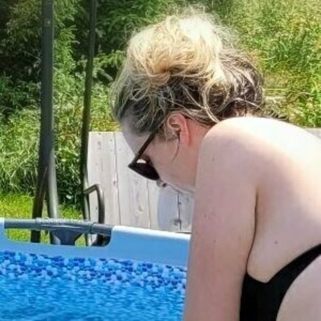 savvymsstacey アートモデル 写真