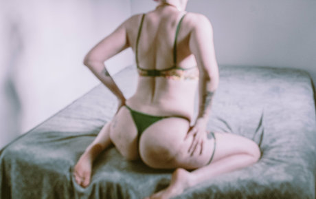 モデルファックオンリーファンズ 裸 写真