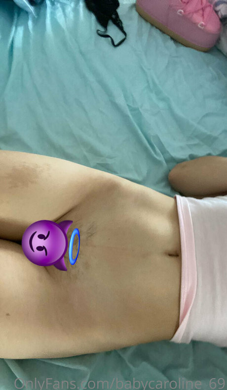 ティーンフィンガリングオンリーファンズ パーフェクト 写真