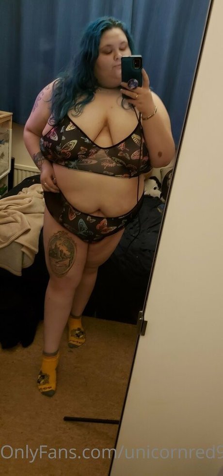 unicornred99 ポルノスター エロティック 画像