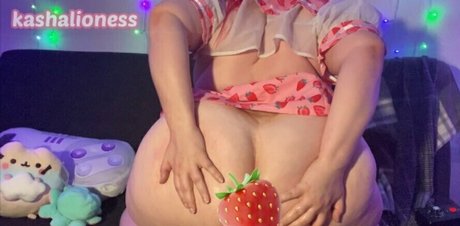 kashalionessfree エロティックなモデル ギャラリー