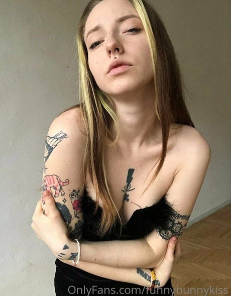 funnybunnykiss ポルノスター セックス 写真