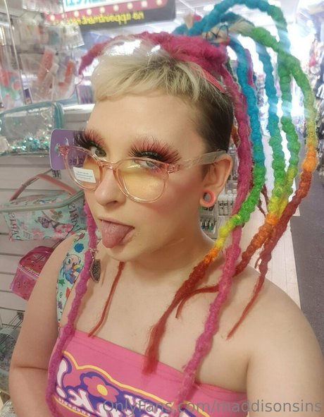 maddisonsins セクシーなスター 写真