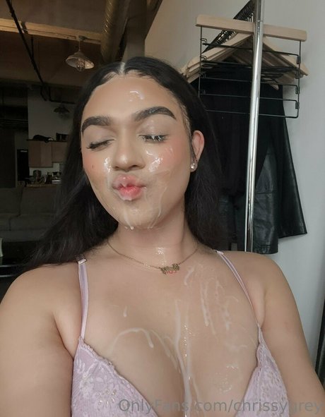 巨大ディルドオンリーファンズ 美しいヌード 写真