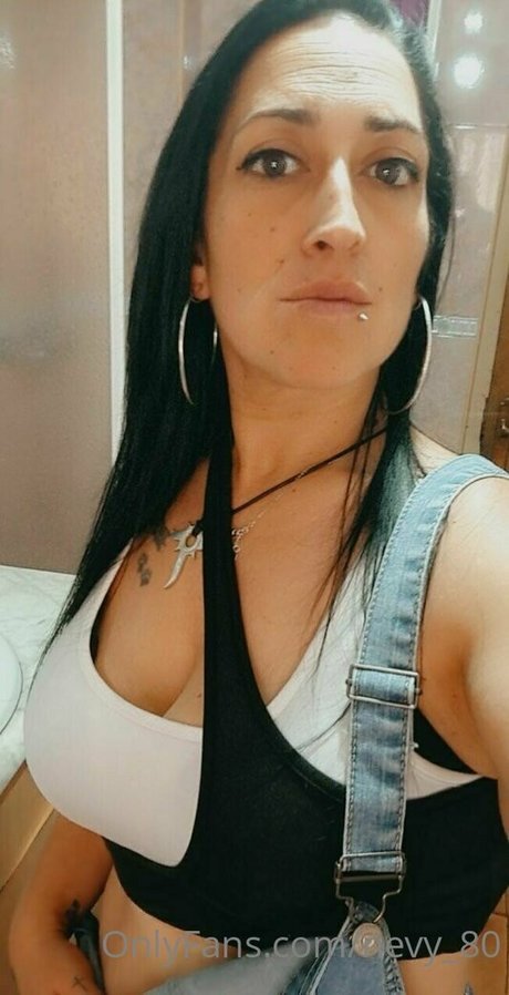 赤毛の痩せたオンリーファンズ ポルノ 写真