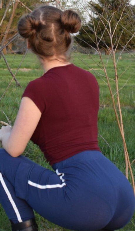 Laila Wolf 完璧な女優 写真