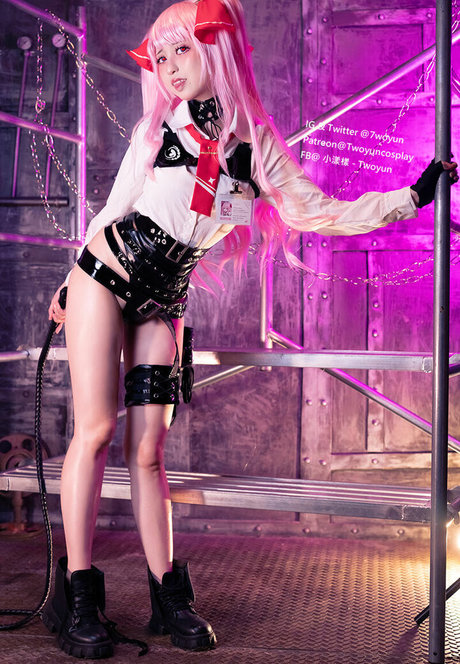 小柄な足オンリーファンズ 裸 写真