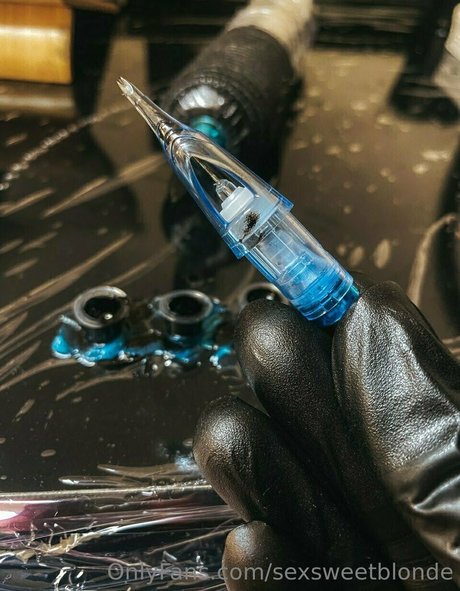 スキンオンリーファンズ ポルノ アーカイブ