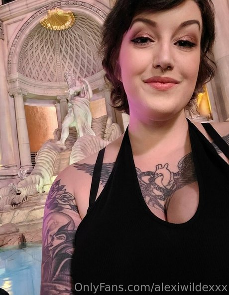 カウガール POV オンリーファンズ パーフェクト 写真