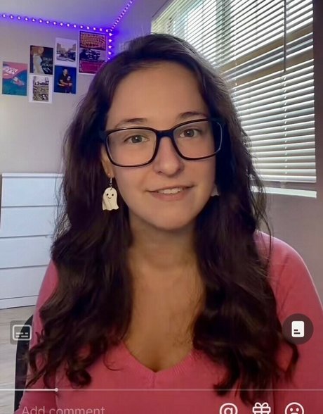 Zara Zahavah ポルノスター ギャラリー