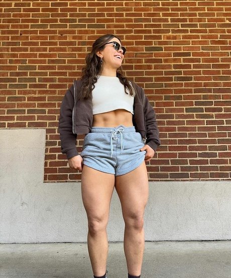 Bridget May ポルノスター アダルト 写真