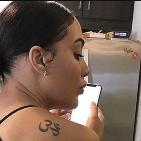 Gabby Gavino アダルトスター ギャラリー