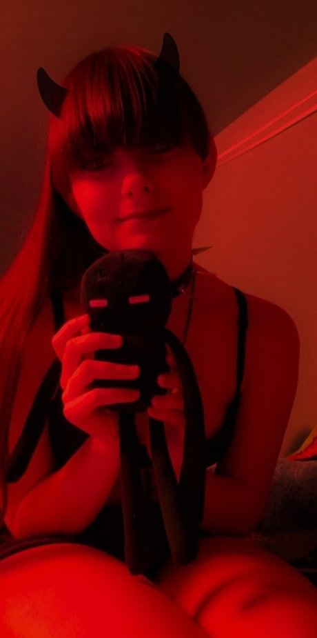 Morbid Mist ホット女優 写真