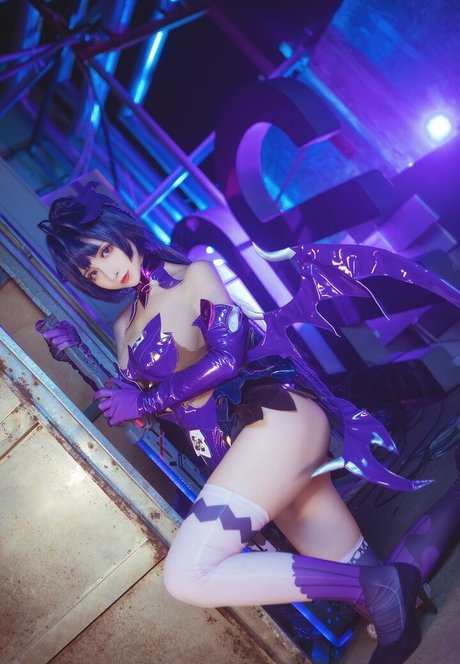 軍事オンリーファンズ 裸 写真