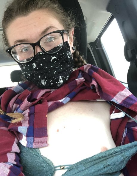 アマチュアファックオンリーファンズ ヌード 画像