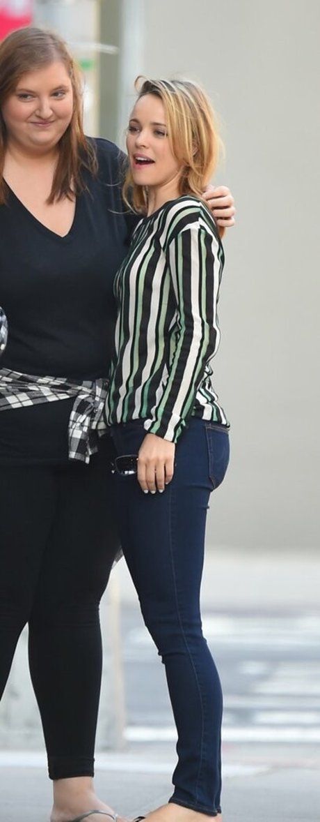 濃厚なヌードオンリーファンズ 無料アダルト 写真