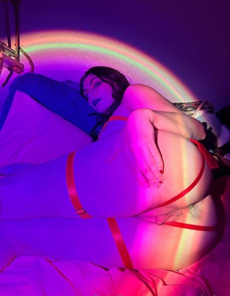 angels ivy 独占スター 写真