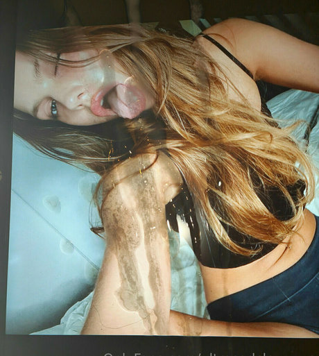 Ultrasadslut 最高のポルノスター ギャラリー