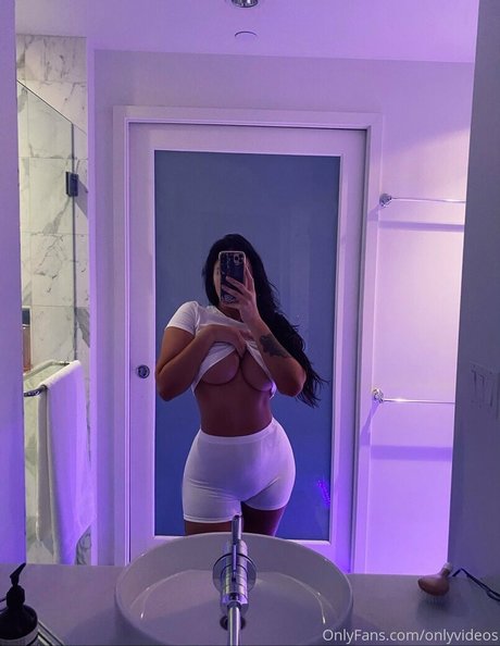 アジア人ニューハーフオンリーファンズ 無料ポルノ 画像