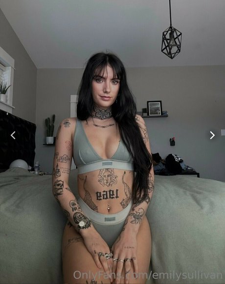 Emilysullivan ポルノスター アダルト 写真