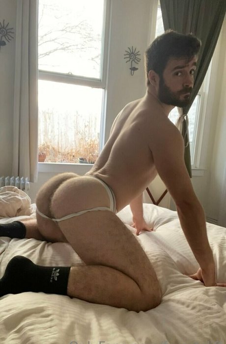 forestcliff 裸のモデル 写真