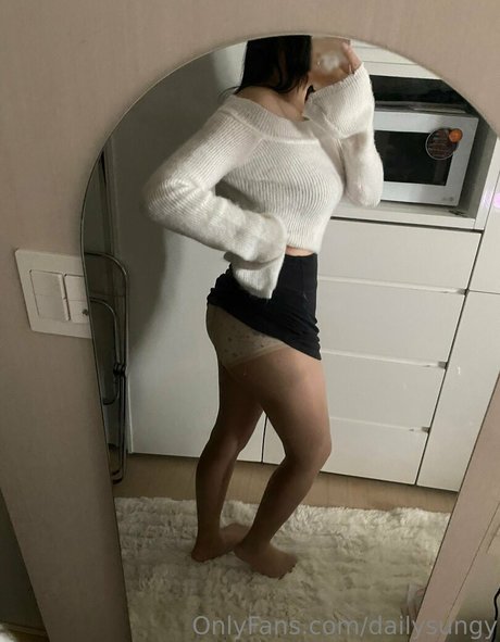 dailysungy ポルノスター 写真