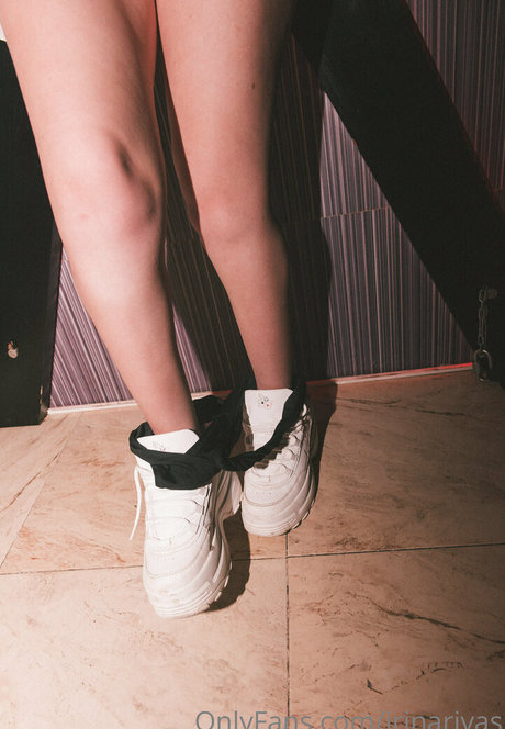 Irina Rivas エロティックなスター 画像