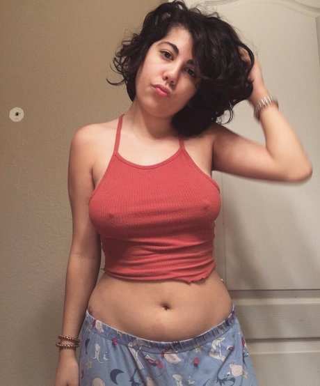 スキニーモデルオンリーファンズ えろ 写真