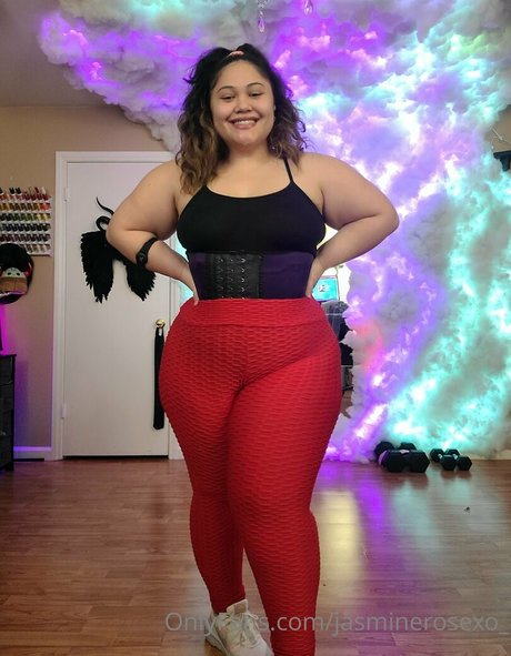 金髪の小人オンリーファンズ 無料エロ 写真