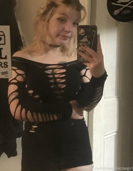 ジムのインフルエンサーオンリーファンズ 無料 写真