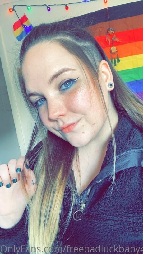 freebadluckbaby420 ポルノスター 画像