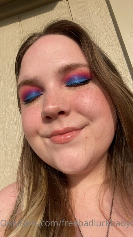 freebadluckbaby420 ヌード女優 画像