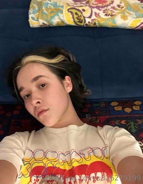 ストリップショー オンリーファンズ 美しい裸 アーカイブ