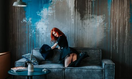 小さなおっぱいオンリーファンズ 美しい 写真