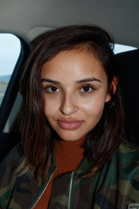 Alejandra Cobos HDスター 写真