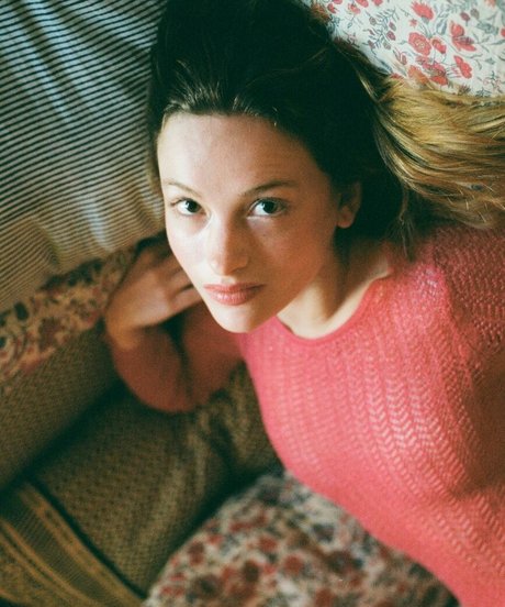 Camille Yolaine 無料のスター 写真