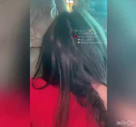 Dani Buenno かわいいモデル 画像