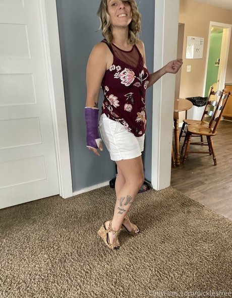 picklesfree ポルノスター 独占 写真