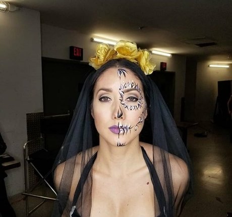 leahshines エロティックなポルノスター 写真