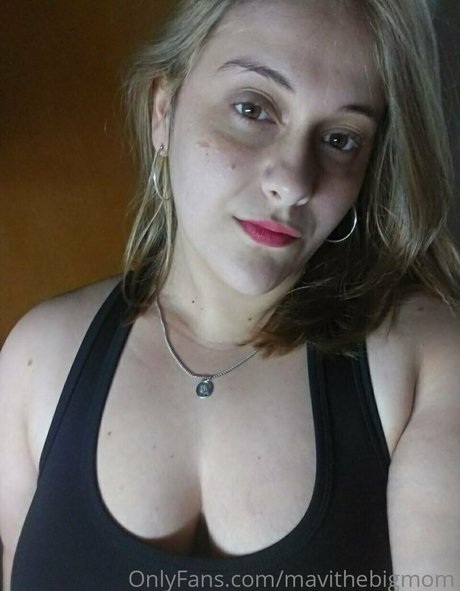 ベビーシッターオンリーファンズ アートヌード 写真