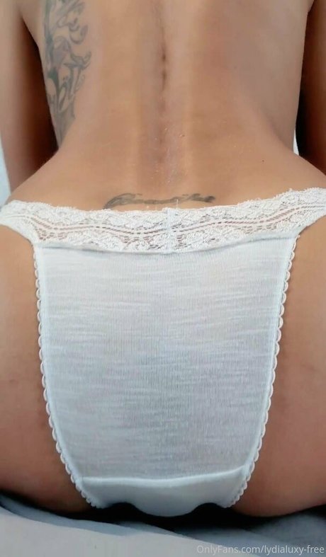 lydialuxy free トップモデル 写真