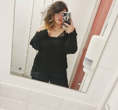 indiadino ポルノスター セクシー 画像