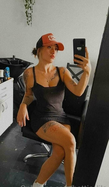 hottie lila HDポルノスター 写真