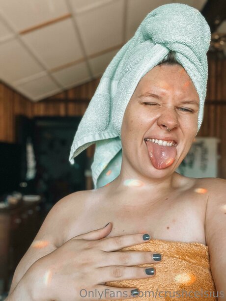 Crushcelsius モデル 写真