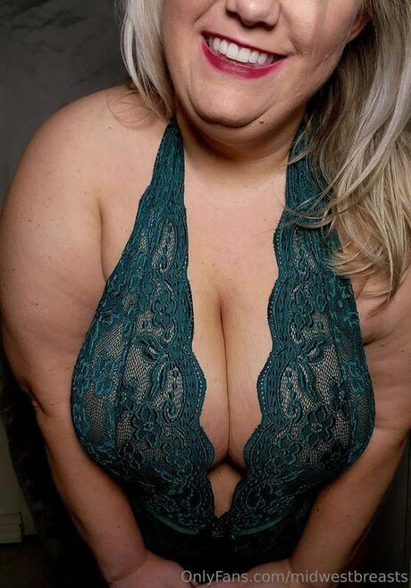 Midwestbreasts アートモデル 写真